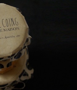 Confiture poire & coing et sa jolie étiquette à pois
